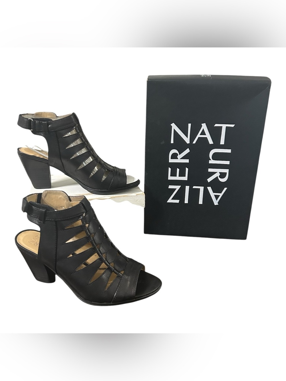 Naturalizer Talan Ankle Straps Sandals Casual Peep Toe Heels Black 7.5